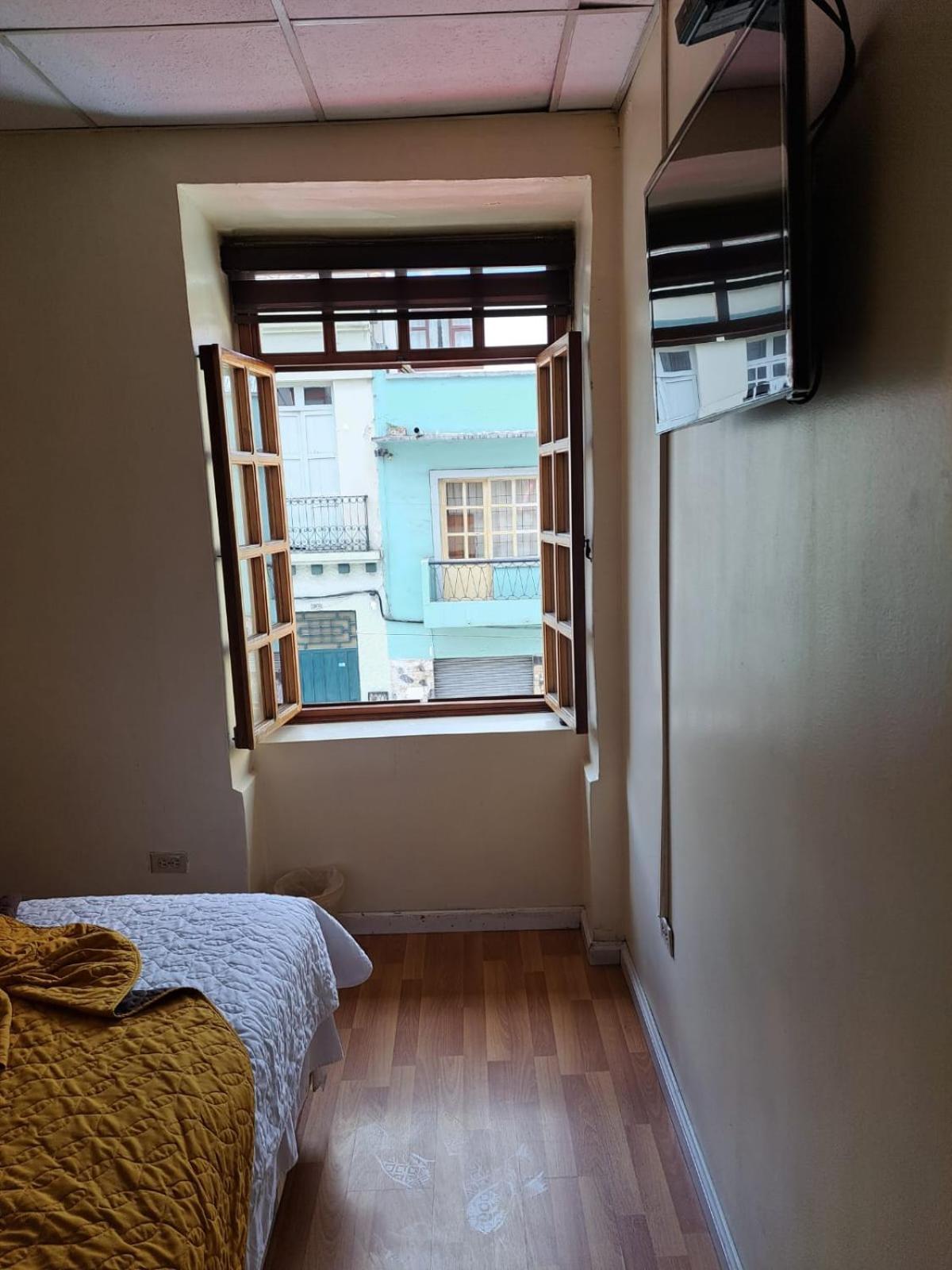 Hotel Mariscal Inn & Suite Cuenca Zewnętrze zdjęcie